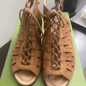 Earth leather sandals, sand brown, 8-1/2